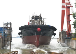 創(chuàng)新工藝顯神威，鎮(zhèn)江船廠3676kw全回轉(zhuǎn)拖船成功采用氣囊下水