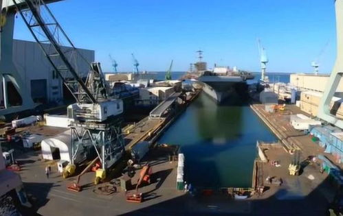 遼寧艦大修 為何入塢10個(gè)月仍未下水？